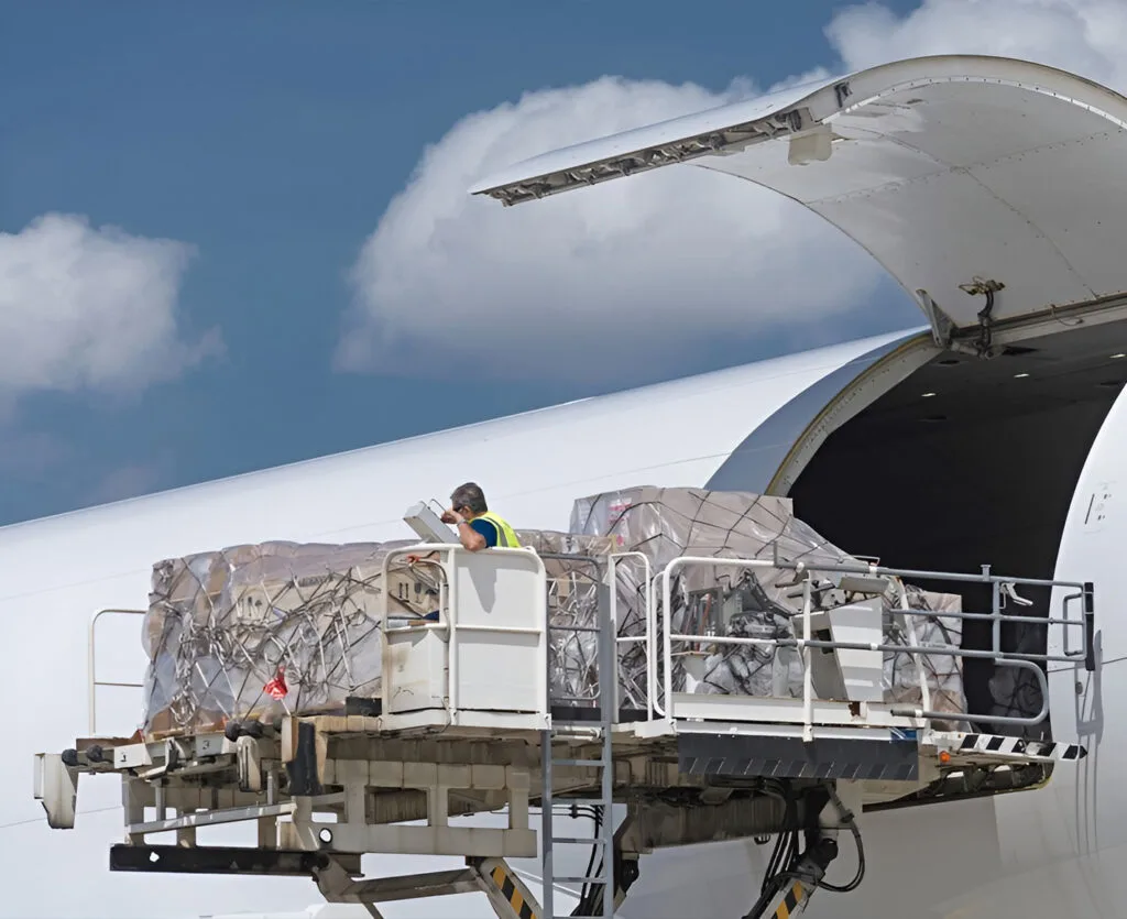 air freight company issaco