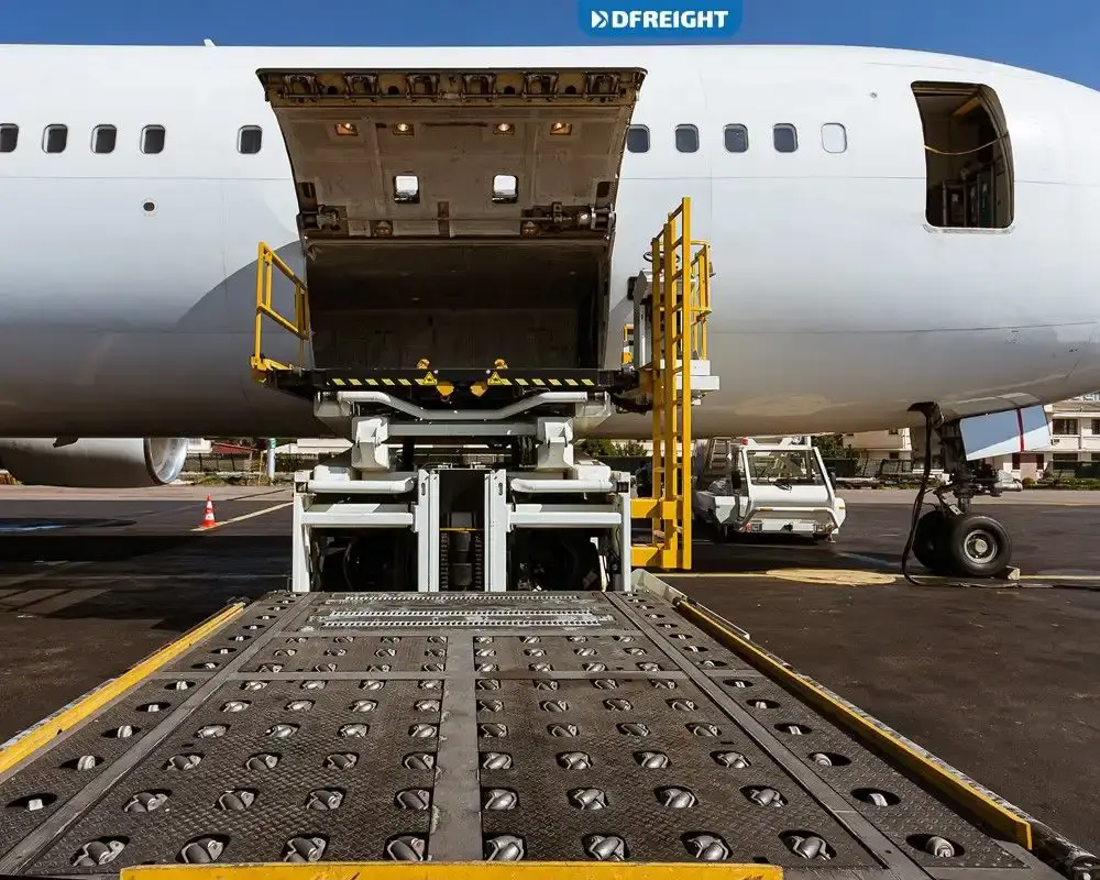 Sea-Freight-vs-Air-Freight